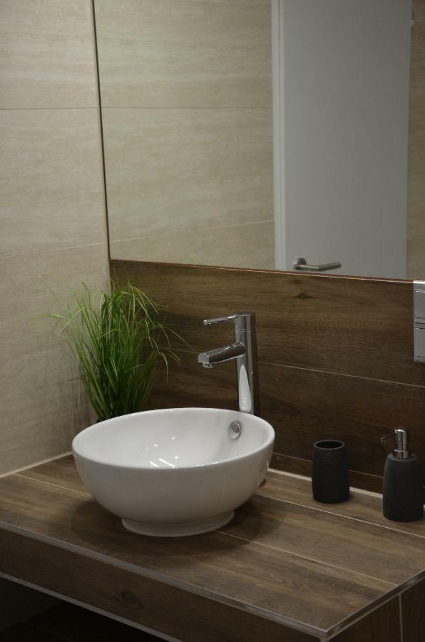 Appartement Modern Apt, Next To Metro *